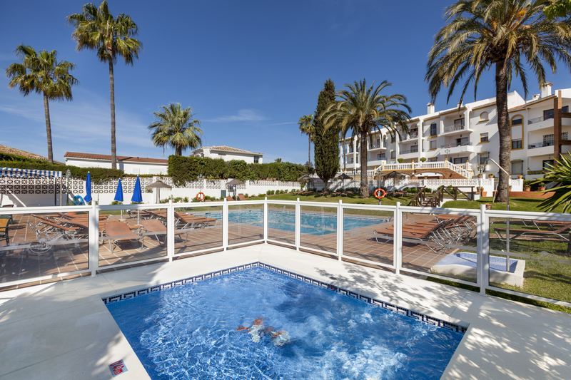 Crown Resorts Club La Riviera La Cala De Mijas Exterior photo