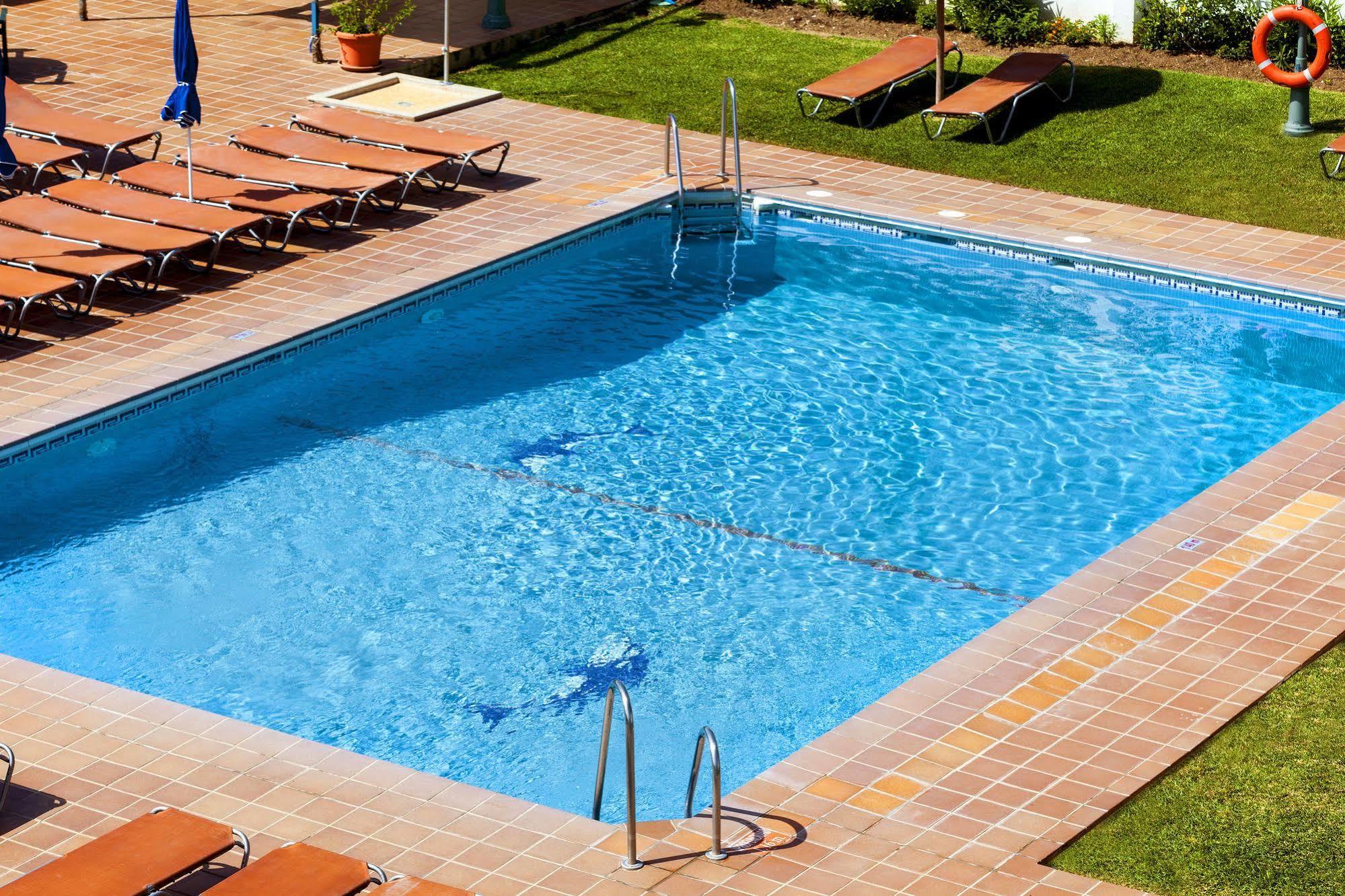 Crown Resorts Club La Riviera La Cala De Mijas Exterior photo