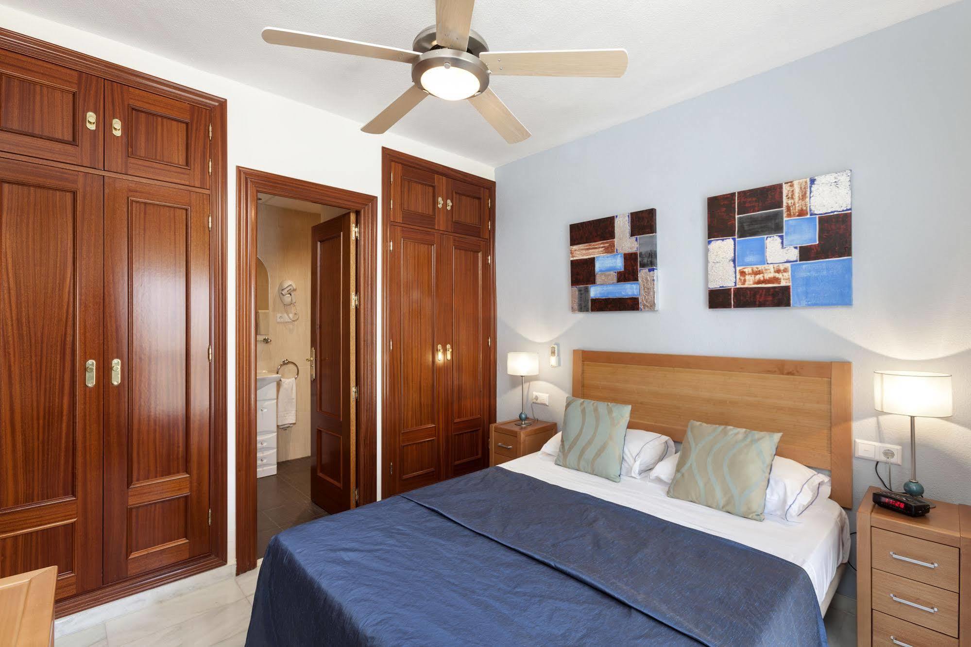 Crown Resorts Club La Riviera La Cala De Mijas Exterior photo